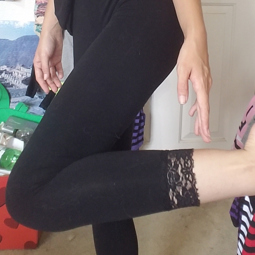 Hillary Duff Lace Leggings